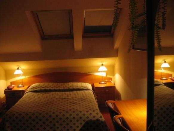 Hotel Alexandra Pobiedziska Extérieur photo