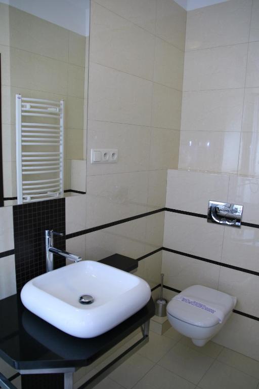 Hotel Alexandra Pobiedziska Chambre photo